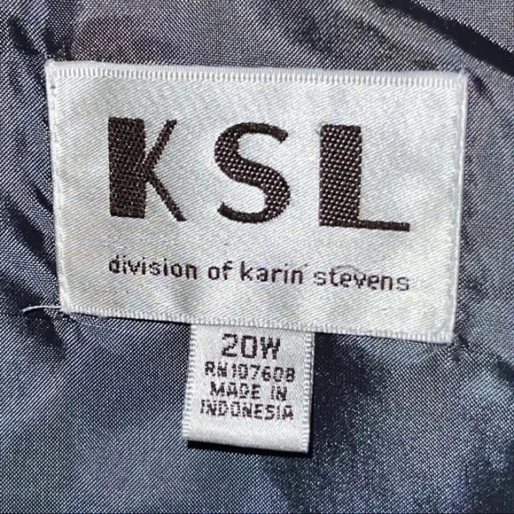 KSL dvision of karin stevens dress
Size 20M - Picture 3 of 3